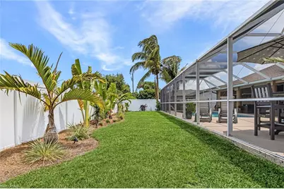 3613 SE 3rd Pl, Cape Coral, FL 33904 - Photo 34