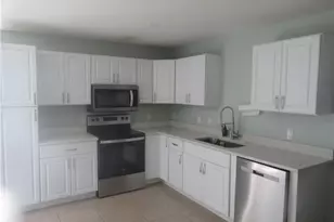 1535 Andalusia Blvd, Cape Coral, FL 33909 - Photo 4