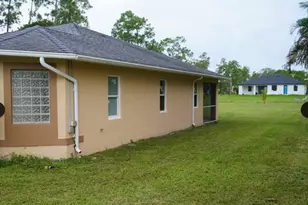 703 Grant Ave, Lehigh Acres, FL 33972 - Photo 12