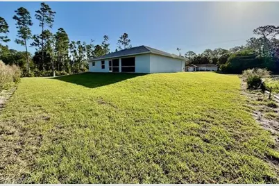 1017 Maple Ave N, Lehigh Acres, FL 33972 - Photo 4