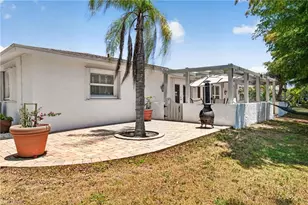 12279 Matlacha Blvd, Matlacha Isles, FL 33991 - Photo 26