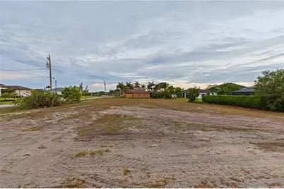 2722 NW 41st Pl, Cape Coral, FL 33993 - Photo 6