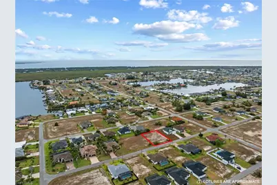 2722 NW 41st Pl, Cape Coral, FL 33993 - Photo 2