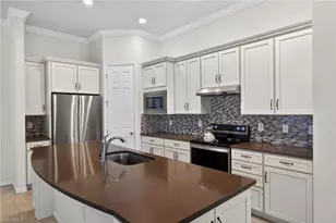 12146 Sussex St, Fort Myers, FL 33913 - Photo 8