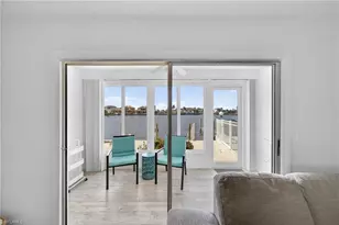 1714 Bikini Ct, Cape Coral, FL 33904 - Photo 14