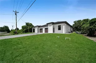 330 / 332 Bell Blvd S, Lehigh Acres, FL 33974 - Photo 2