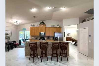 2639 SW 5th St, Cape Coral, FL 33991 - Photo 8