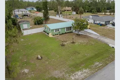 1313 Cleveland Ave, Lehigh Acres, FL 33972 - Photo 14