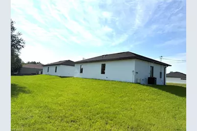 353 Pomona St, Lehigh Acres, FL 33974 - Photo 14