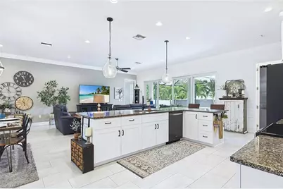 437 NW 38th Pl, Cape Coral, FL 33993 - Photo 8