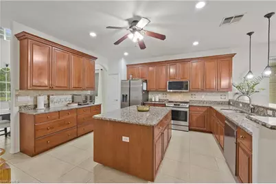 15370 Laguna Hills Dr, Fort Myers, FL 33908 - Photo 12