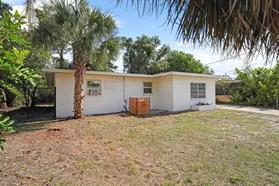 912 Hibiscus Ln, North Fort Myers, FL 33903 - Photo 28