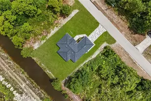 546 Genoa Ave S, Lehigh Acres, FL 33974 - Photo 32