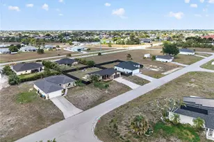 2010 NE 24th Terrace, Cape Coral, FL 33909 - Photo 30