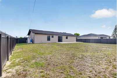 2010 NE 24th Ter, Cape Coral, FL 33909 - Photo 14