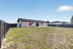 2010 NE 24th Terrace, Cape Coral, FL 33909 - Photo 14