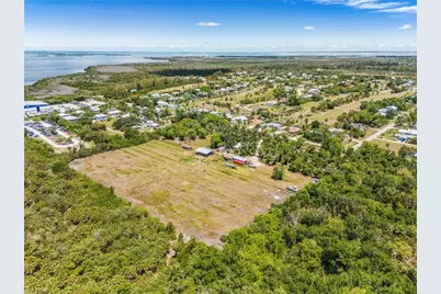 7535 Caloosa Dr, Bokeelia, FL 33922 - Photo 6