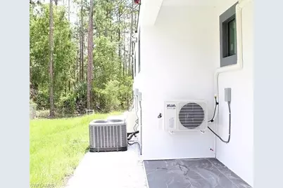 405 E 15th St, Lehigh Acres, FL 33972 - Photo 20