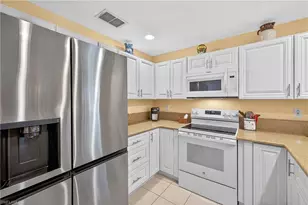 12835 Oakpointe Circle, Fort Myers, FL 33912 - Photo 8