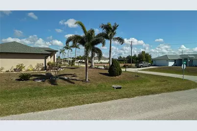 2502 NW 1st St, Cape Coral, FL 33993 - Photo 2
