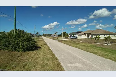 2502 NW 1st St, Cape Coral, FL 33993 - Photo 16