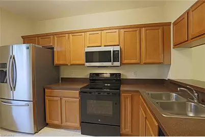 8205 Pacific Beach Dr, Fort Myers, FL 33966 - Photo 4