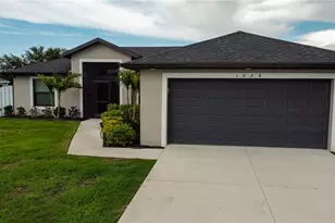 1028 Champion Ave, Lehigh Acres, FL 33971 - Photo 6
