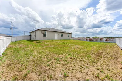 9019 N Indio Cir, Labelle, FL 33935 - Photo 24