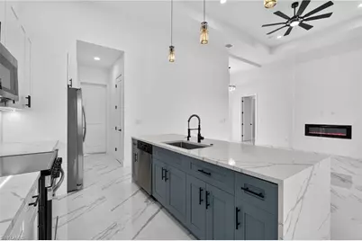 4210 NE 14th Ave, Cape Coral, FL 33909 - Photo 12
