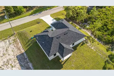 2710 42nd St W, Lehigh Acres, FL 33971 - Photo 6