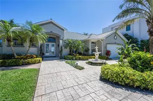 5727 Riverside Dr, Cape Coral, FL 33904 - Photo 4