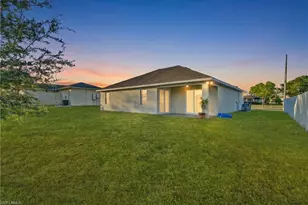 1133 SW Trafalgar Parkway, Cape Coral, FL 33991 - Photo 14