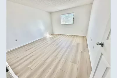 9395 Pennsylvania Ave #19, Bonita Springs, FL 34135 - Photo 8