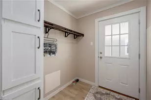 93 Poinsettia Dr, Fort Myers, FL 33905 - Photo 14