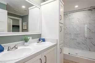 93 Poinsettia Dr, Fort Myers, FL 33905 - Photo 18