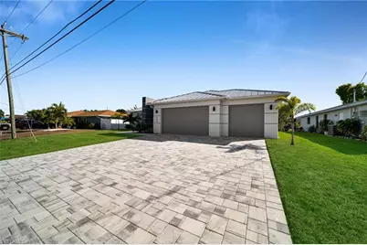 1430 SE 23rd St, Cape Coral, FL 33990 - Photo 2