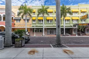 2260 First St, Fort Myers, FL 33901 - Photo 4