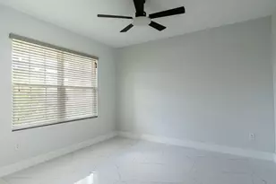509 SW 27th Terrace, Cape Coral, FL 33914 - Photo 8