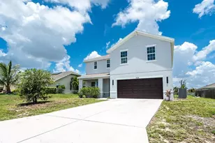 509 SW 27th Terrace, Cape Coral, FL 33914 - Photo 2