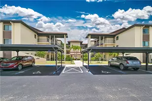 11540 Caravel Cir, Fort Myers, FL 33908 - Photo 2