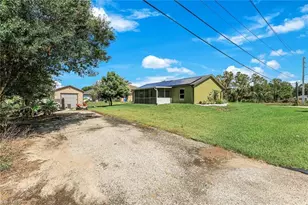 5201 4th St W, Lehigh Acres, FL 33971 - Photo 24