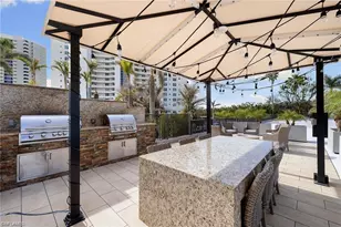 5601 Turtle Bay Dr, Naples, FL 34108 - Photo 36