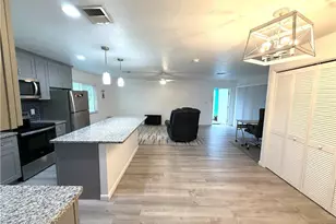 3032 SE Santa Barbara Pl, Cape Coral, FL 33904 - Photo 4