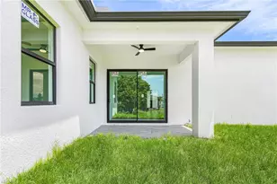 1322 NE 5th Pl, Cape Coral, FL 33909 - Photo 24
