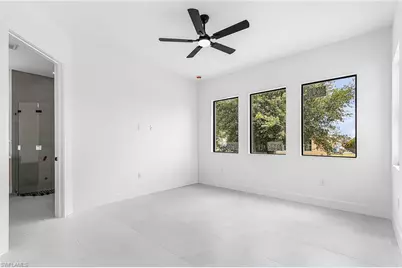 324 NE 15th St, Cape Coral, FL 33909 - Photo 12
