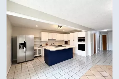 429 SW 44th St, Cape Coral, FL 33914 - Photo 8