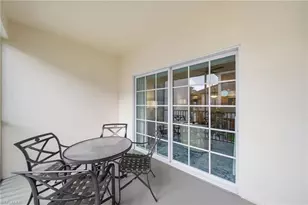 221 9th St S, Naples, FL 34102 - Photo 24