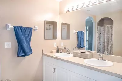 818 SW 11th Ave, Cape Coral, FL 33991 - Photo 28