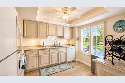 7430 Lake Breeze Dr #311, Fort Myers, FL 33907 - Photo 8