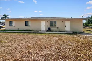 2239 Iris Way, Fort Myers, FL 33905 - Photo 2